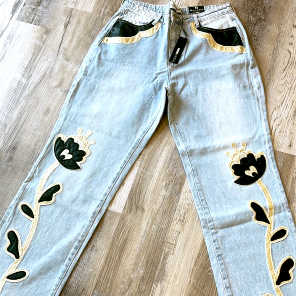 Women’s jeans straight leg